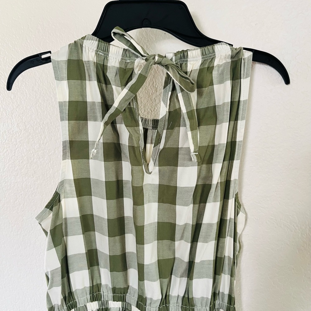 Sleeveless Olive & White Gingham Midi Dress with Gathered Waist - Picture 7 of 9